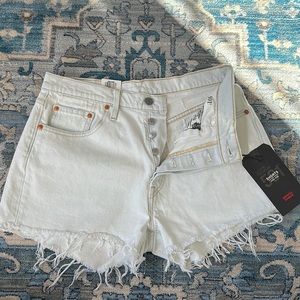 NWT Levi 501 shorts